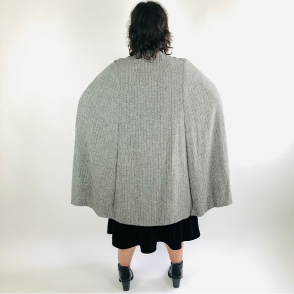 Vintage Large Pinstripe Wool Cape - Picture 2 of 3